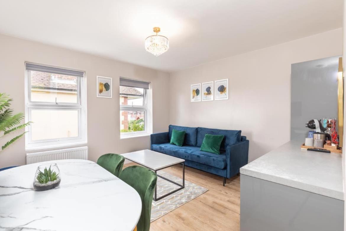 Ocean Studio Apartments 利特尔 外观 照片